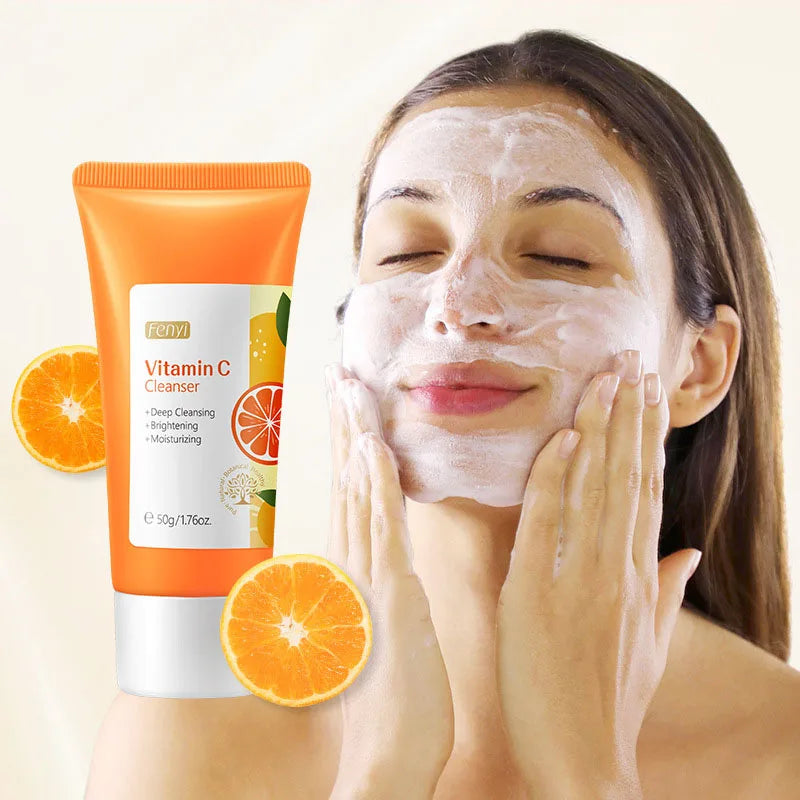 Limpiador facial espumoso con vitamina C C-Vital: ilumina, limpia y refresca